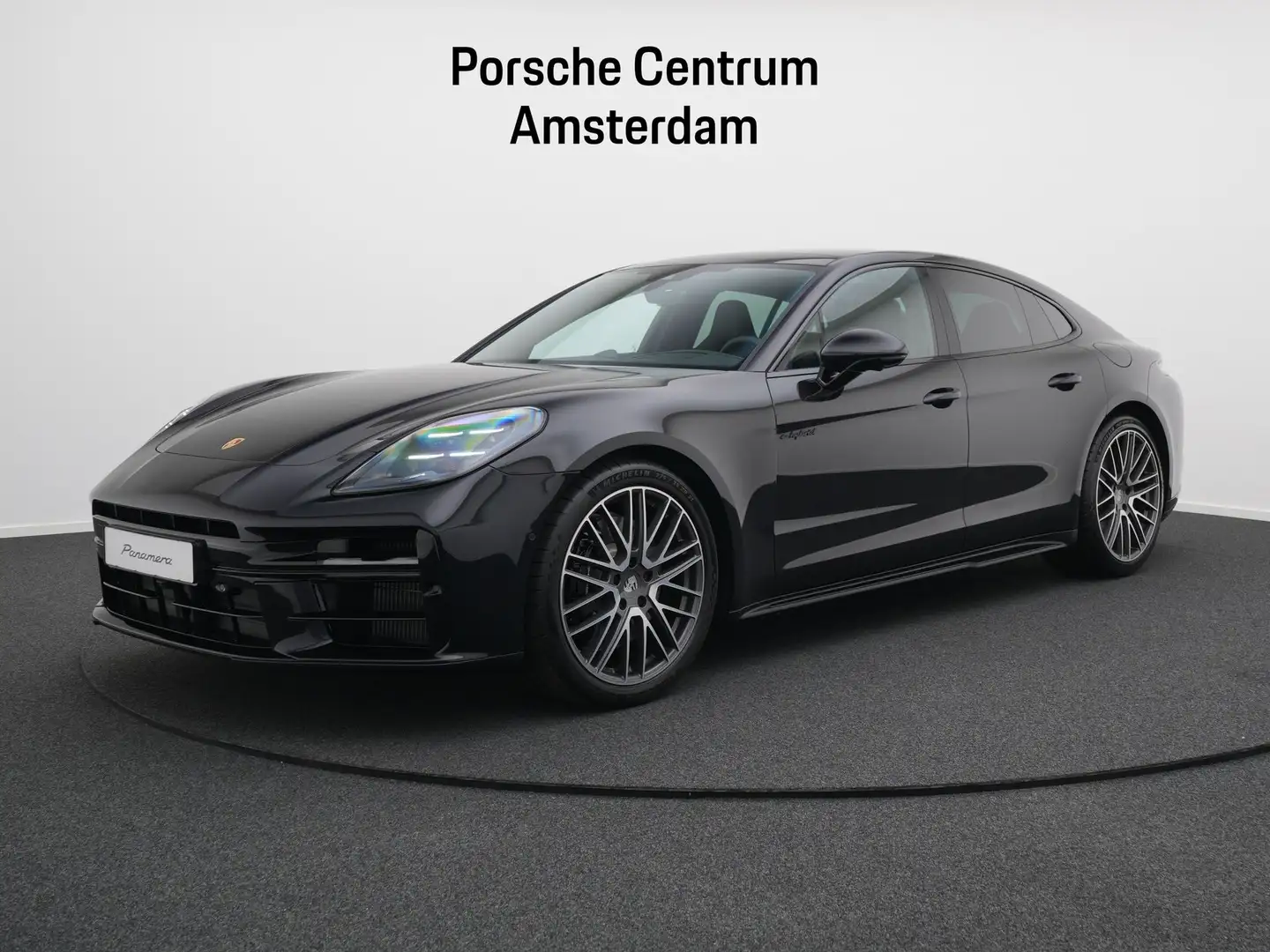 Porsche Panamera 4 E-Hybrid Zwart - 1