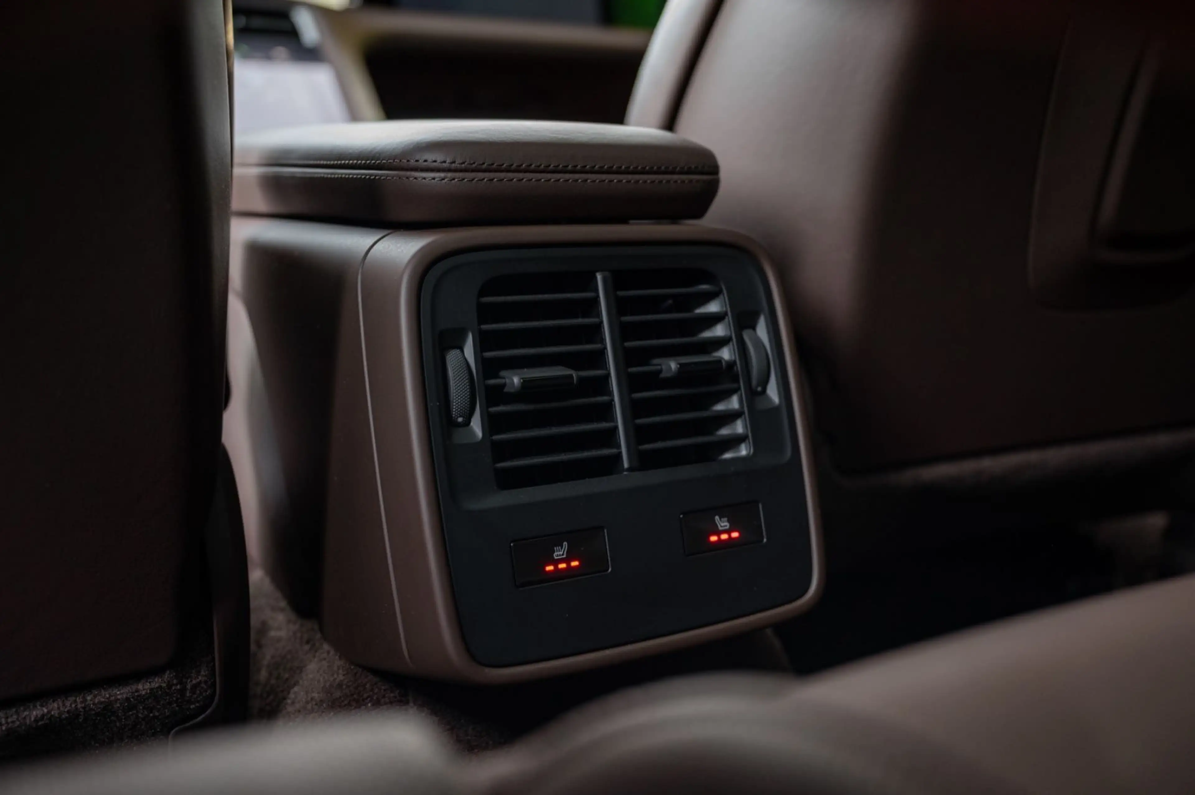 Porsche Taycan 4S SportDesign |1.Hd|HUD|BeiDis|NaSi|PDCC — photo 11