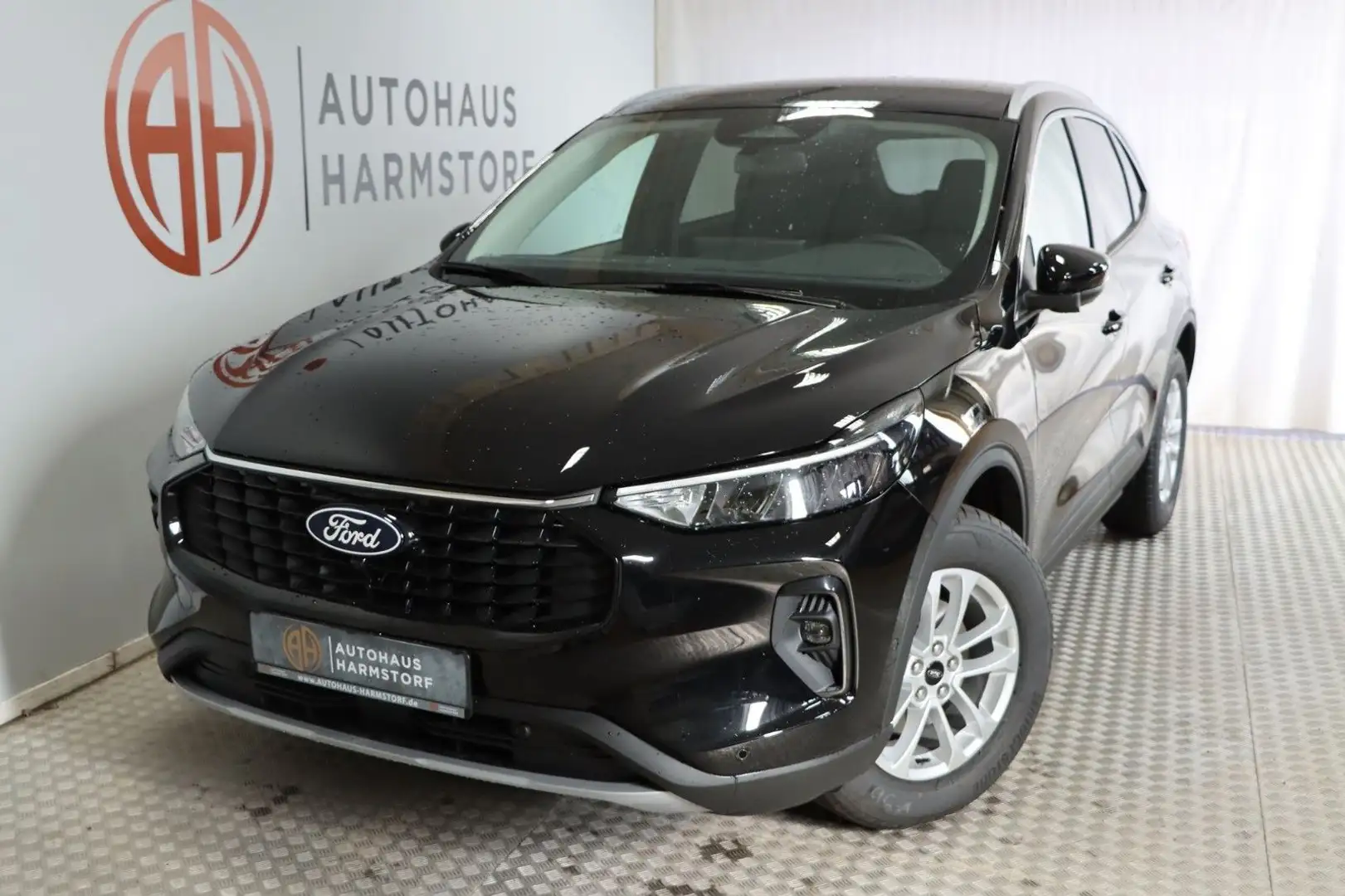 Ford Kuga Titanium 1.5 AT 5 Jahre Garantie" AHK Navi Schwarz - 1