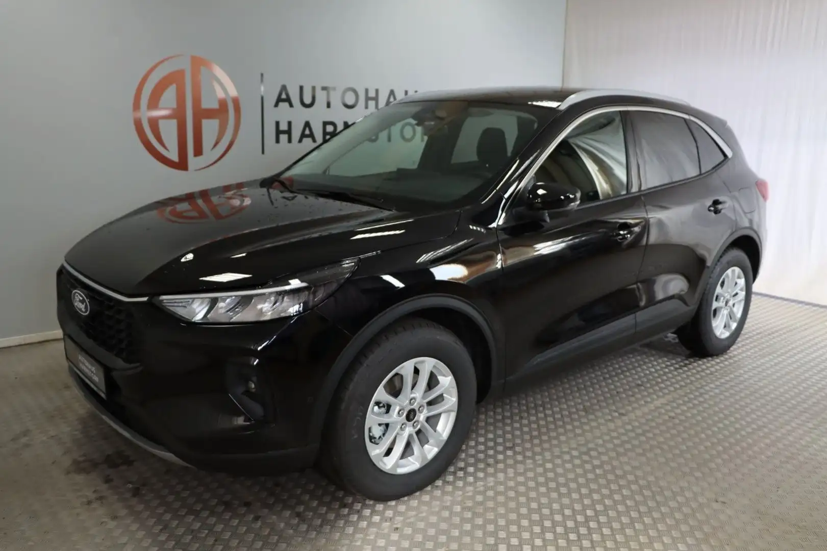 Ford Kuga Titanium 1.5 AT 5 Jahre Garantie" AHK Navi Schwarz - 2