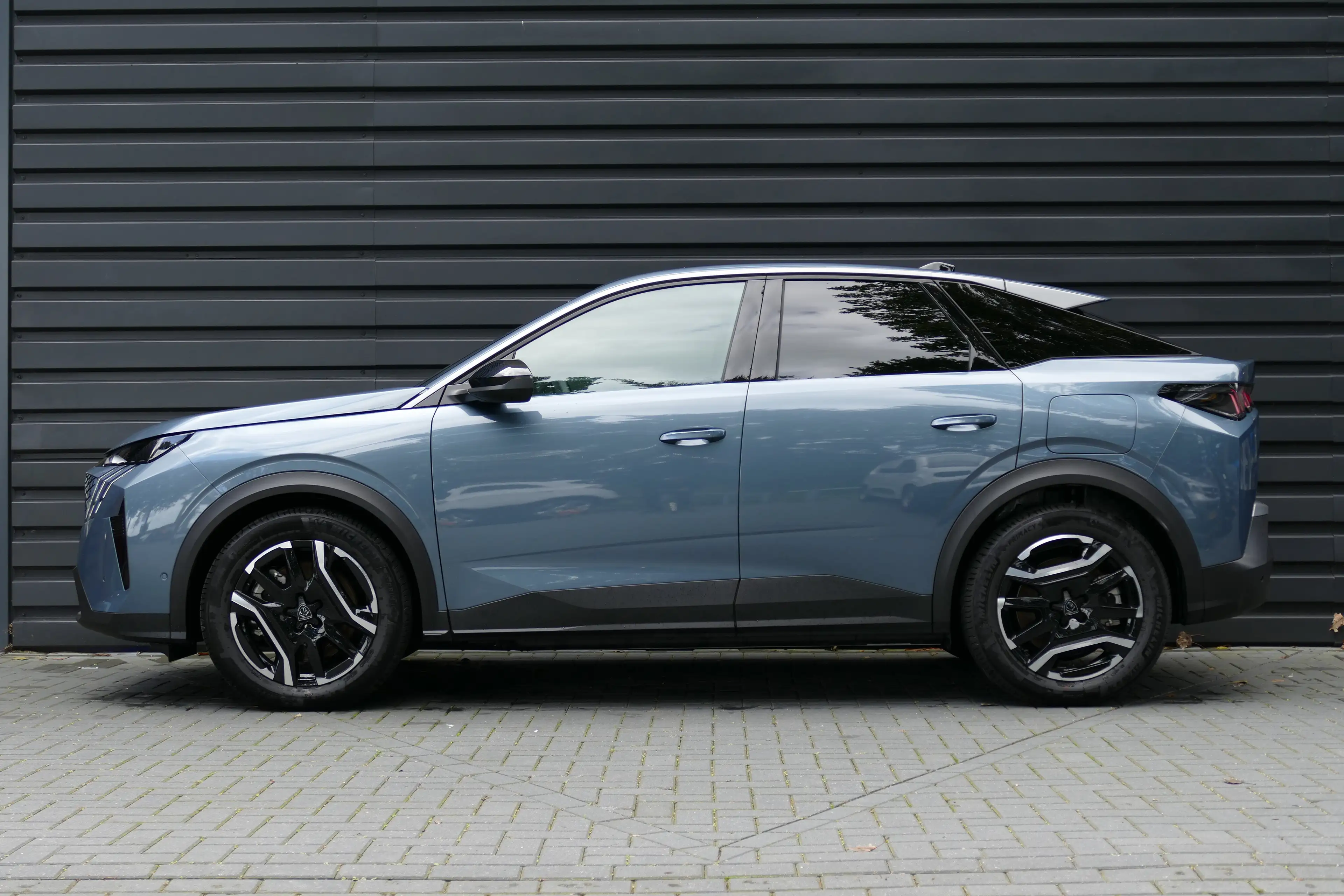 Peugeot 3008 e-3008 Allure | Elektrische parkeerrem | Extra get — photo 3