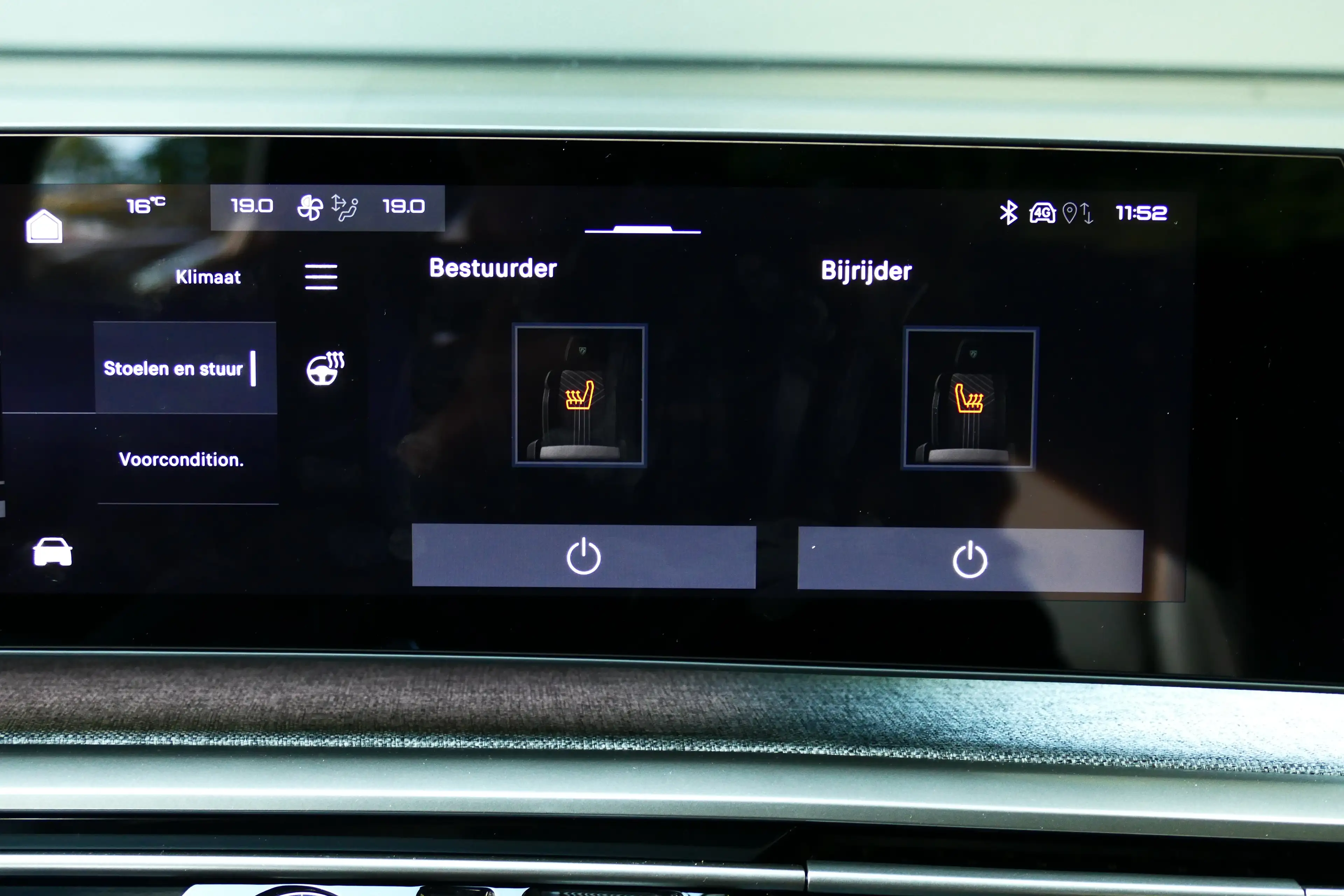Peugeot 3008 e-3008 Allure | Elektrische parkeerrem | Extra get — photo 23