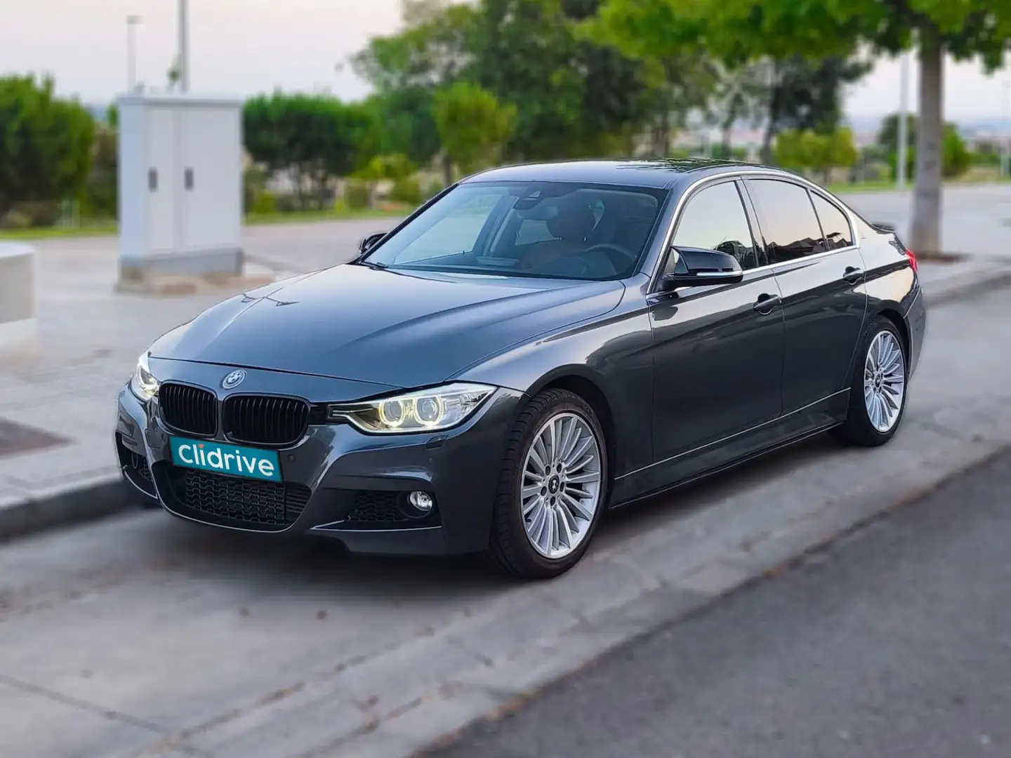 BMW 320 320dA Negro - 2