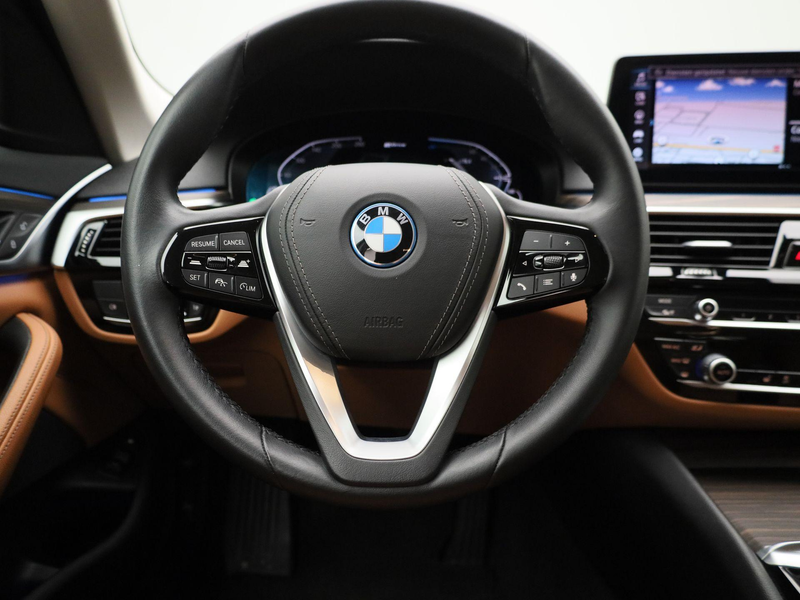 BMW 530 5-serie Touring 530e xDrive Executive — photo 7