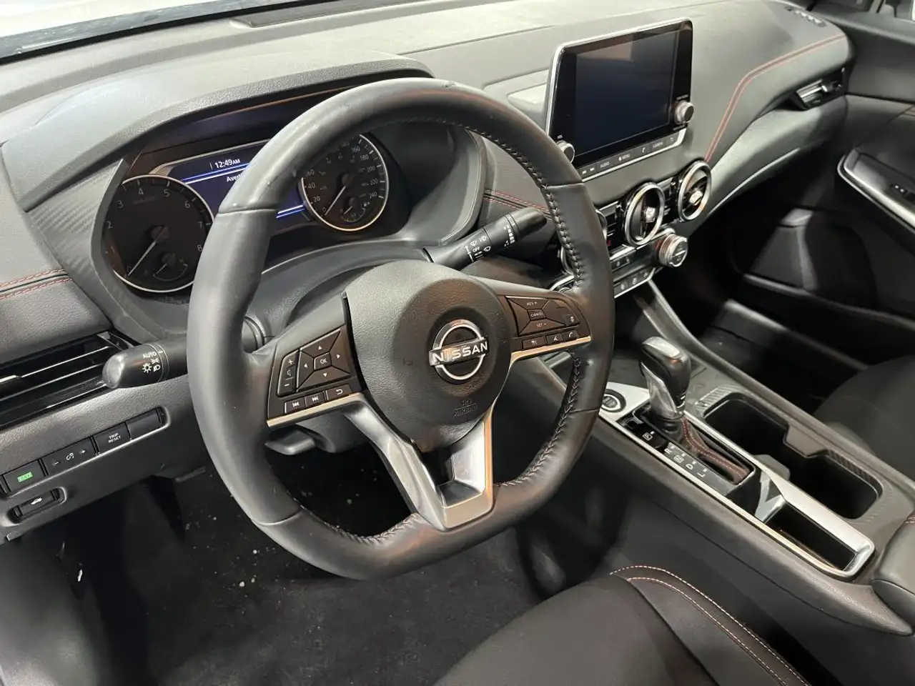 Nissan Sentra снимка Nissan Sentra