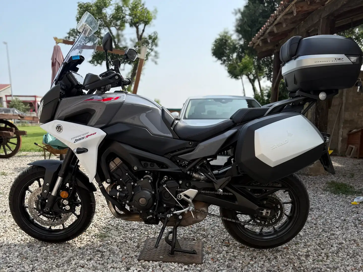 Yamaha Tracer 900 Сірий - 2