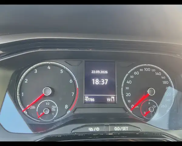 Volkswagen Polo view 12