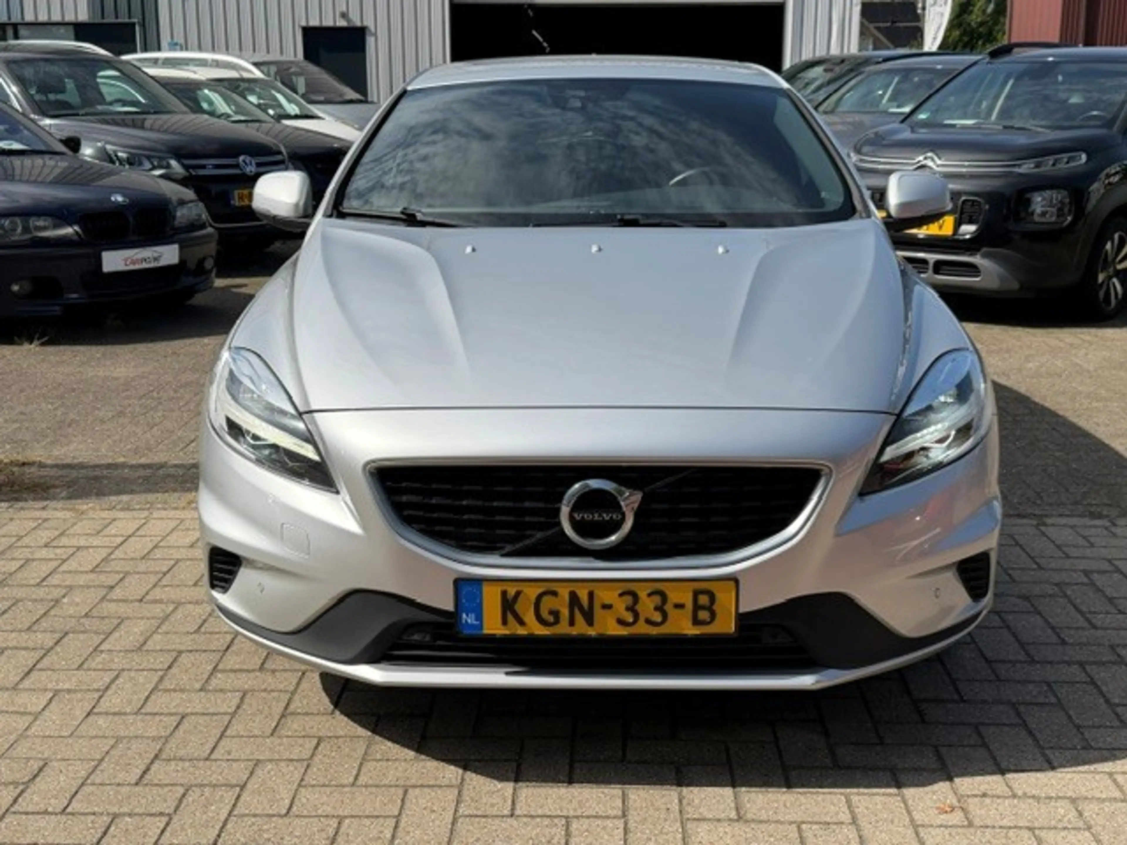Volvo V40 1.5 T2 R-Design Leer Clima Cruise Trekhaak LED — photo 3