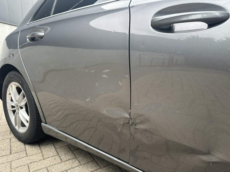 Mercedes-Benz A 180 d Bns Sol. Ltd — photo 13