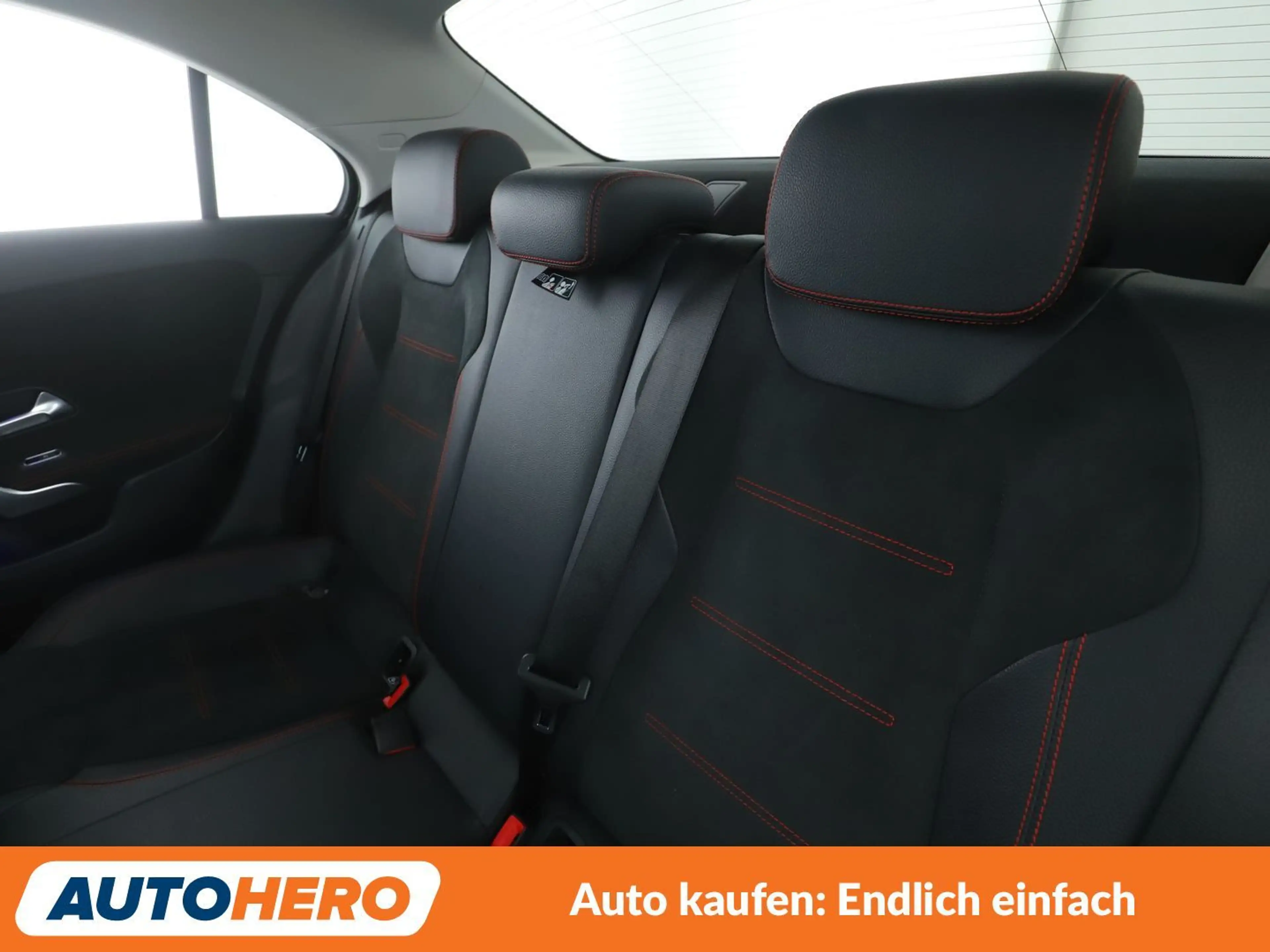 Mercedes-Benz A 200 A 200 AMG Line Aut.*NAVI*LED*TEMPO*PDC* — photo 14