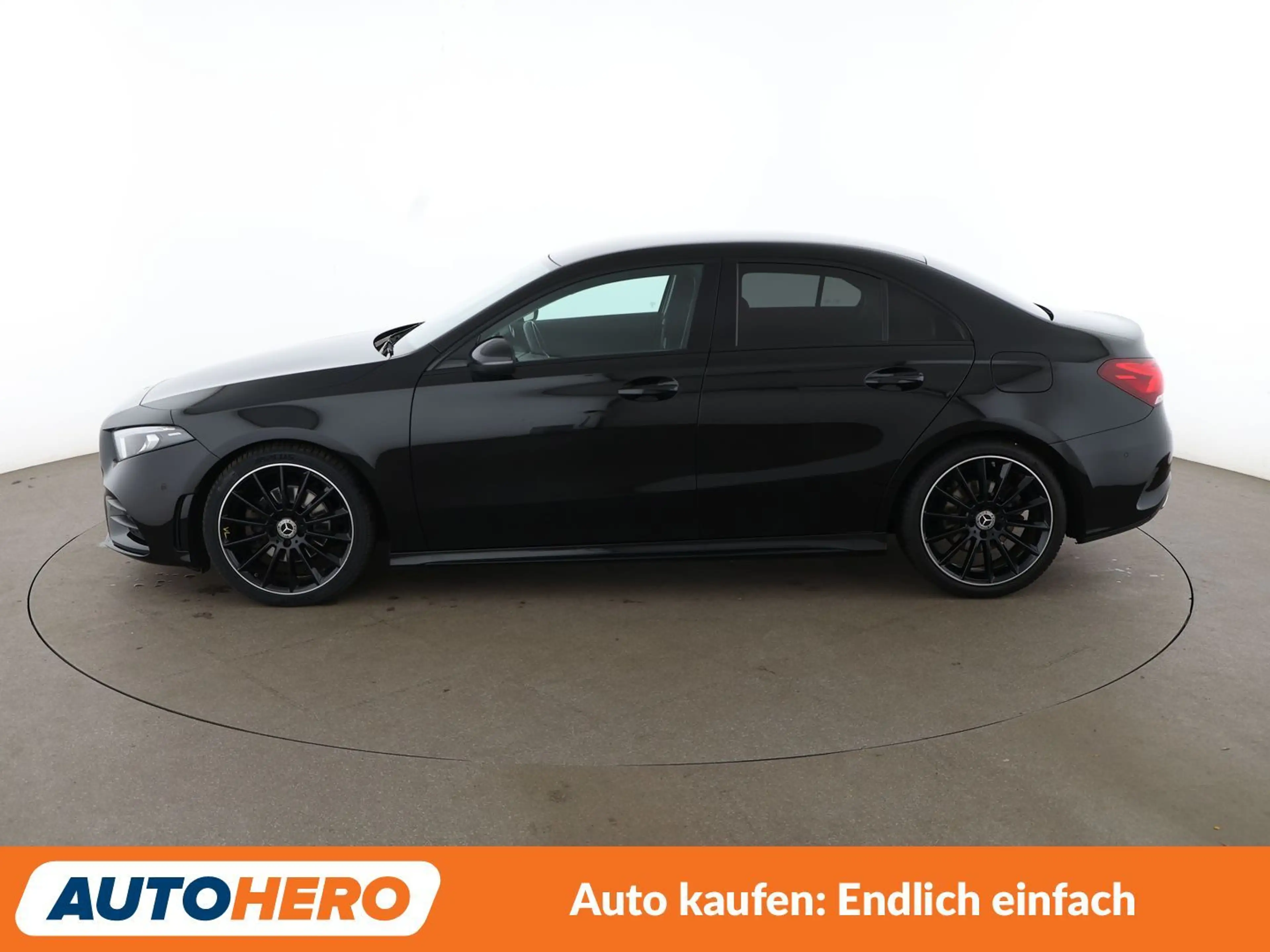 Mercedes-Benz A 200 A 200 AMG Line Aut.*NAVI*LED*TEMPO*PDC* — photo 3