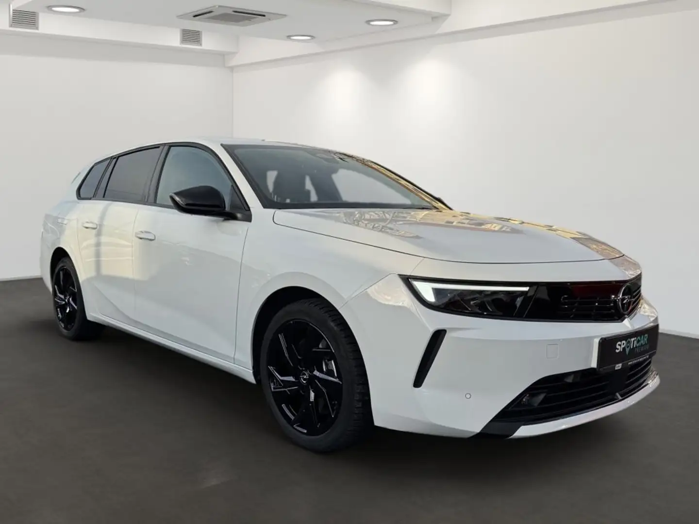 Opel Astra Sports Tourer Plug-In-Hybrid Edition Weiß - 2