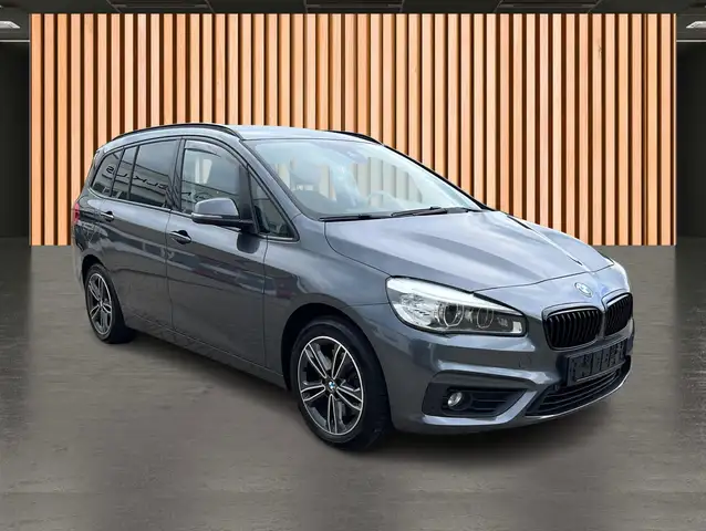 BMW 2 Series view 20
