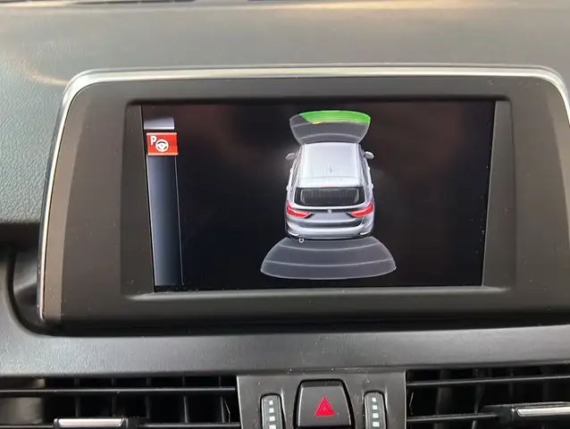 BMW 2 Series view 11