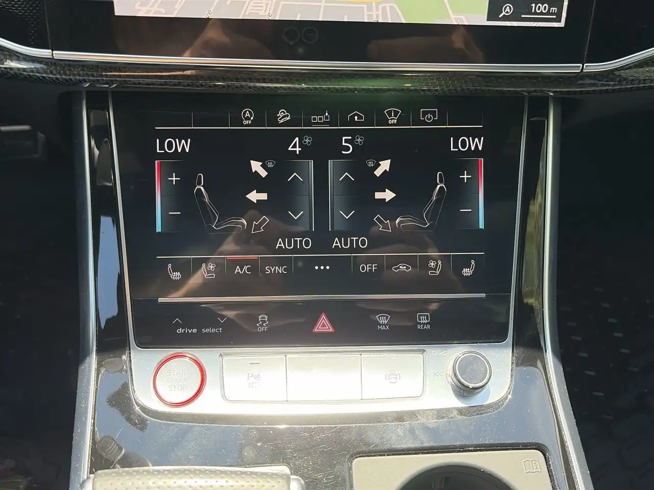 Audi SQ7 снимка Audi SQ7