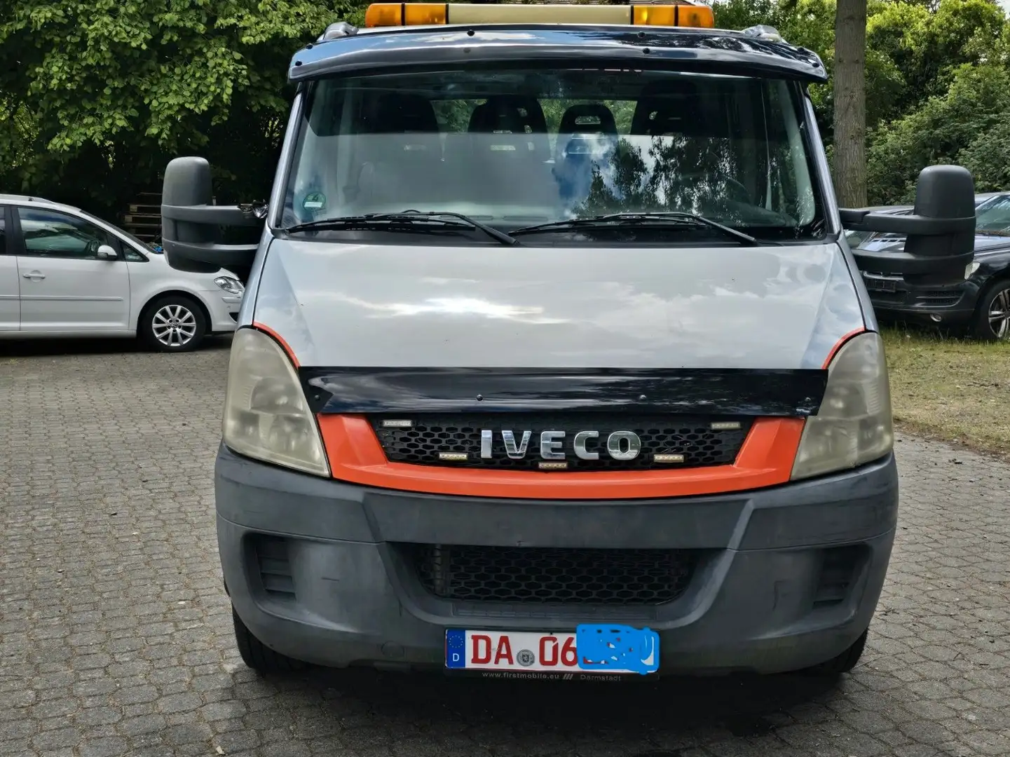 Iveco Lastkraftwagen Silber - 2