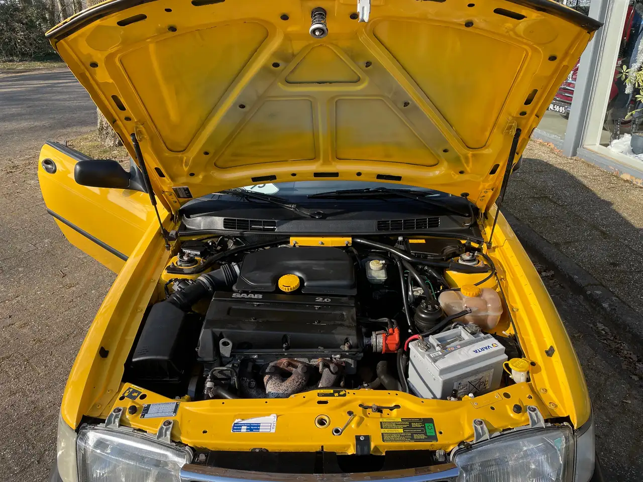 Saab 900 2.0 SE, foto 6