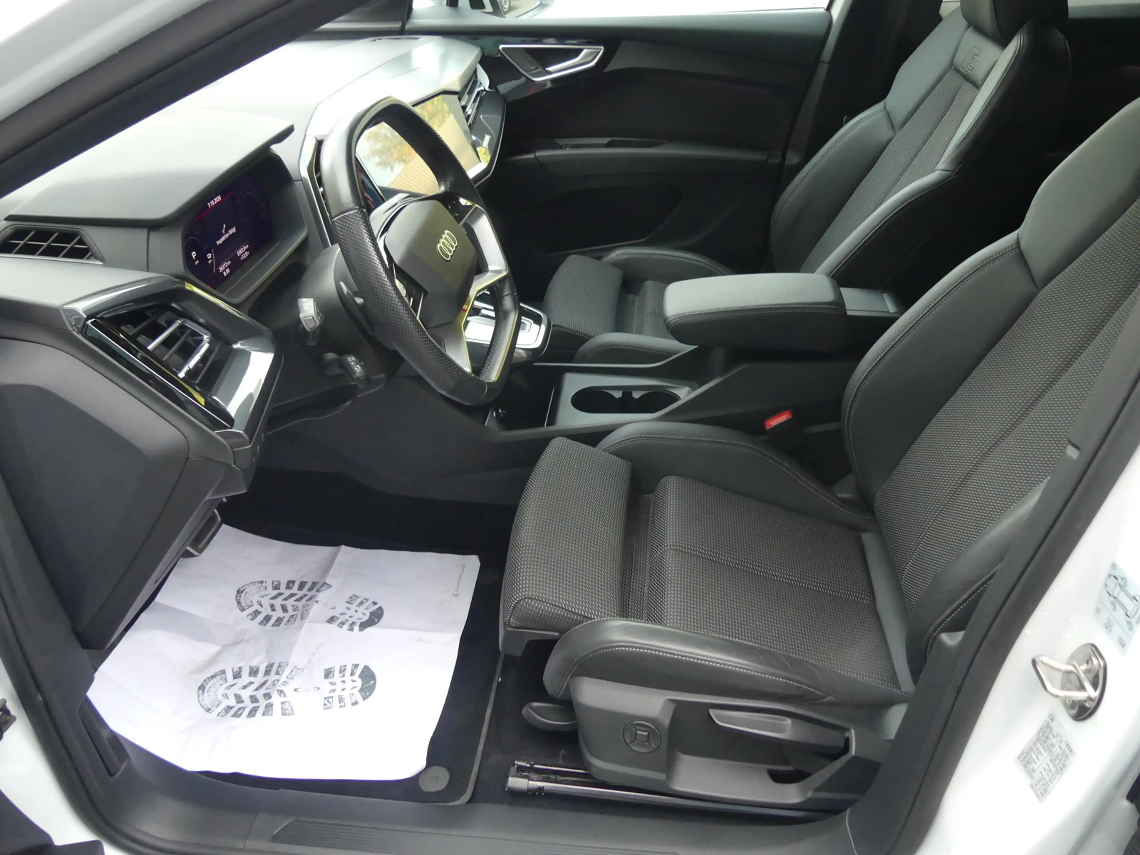 Audi Q4 e-tron Sportback 40 MATRIX/HEADUP/KAM/ACC — photo 5