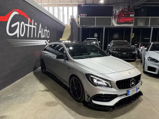 Mercedes-Benz Cla view 3