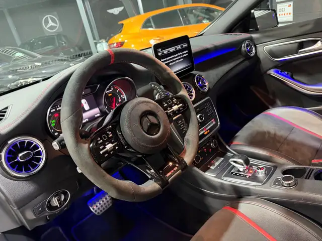 Mercedes-Benz Cla view 13