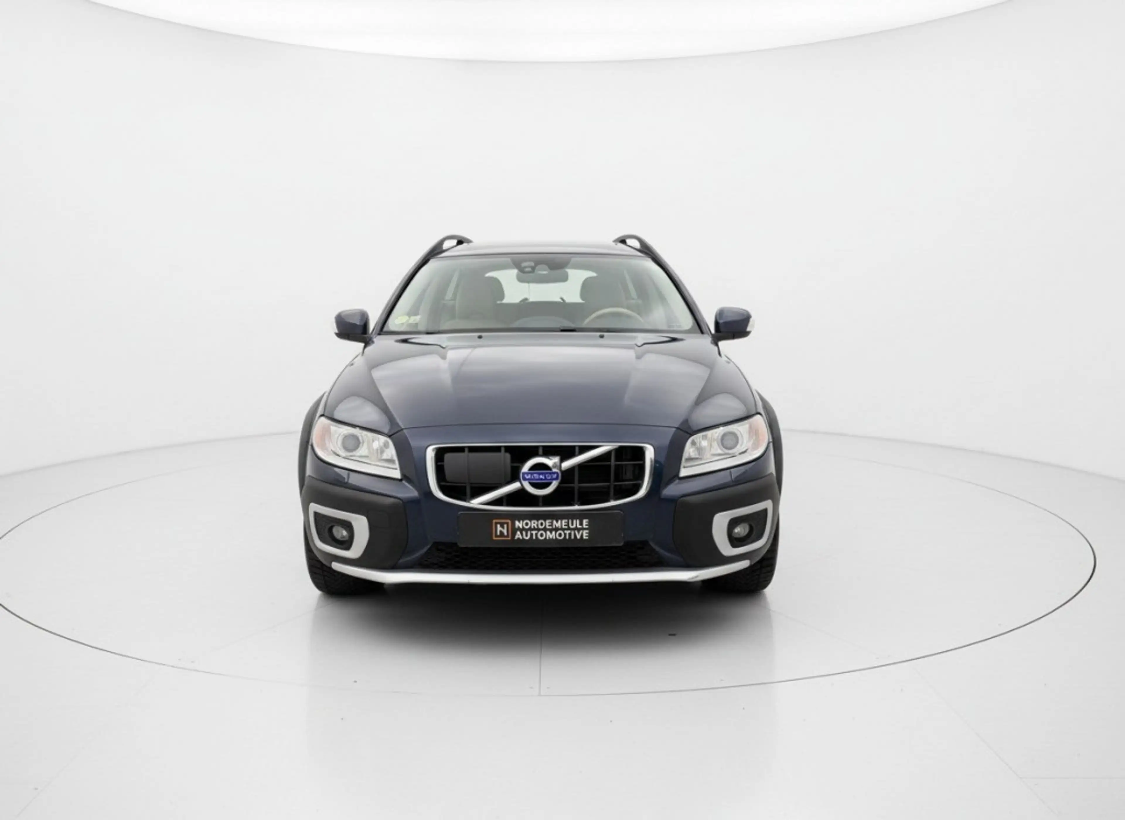 Volvo XC70 2.4 D5 SUMMUM, MEMORY, AUT, TREKHAAK — photo 2