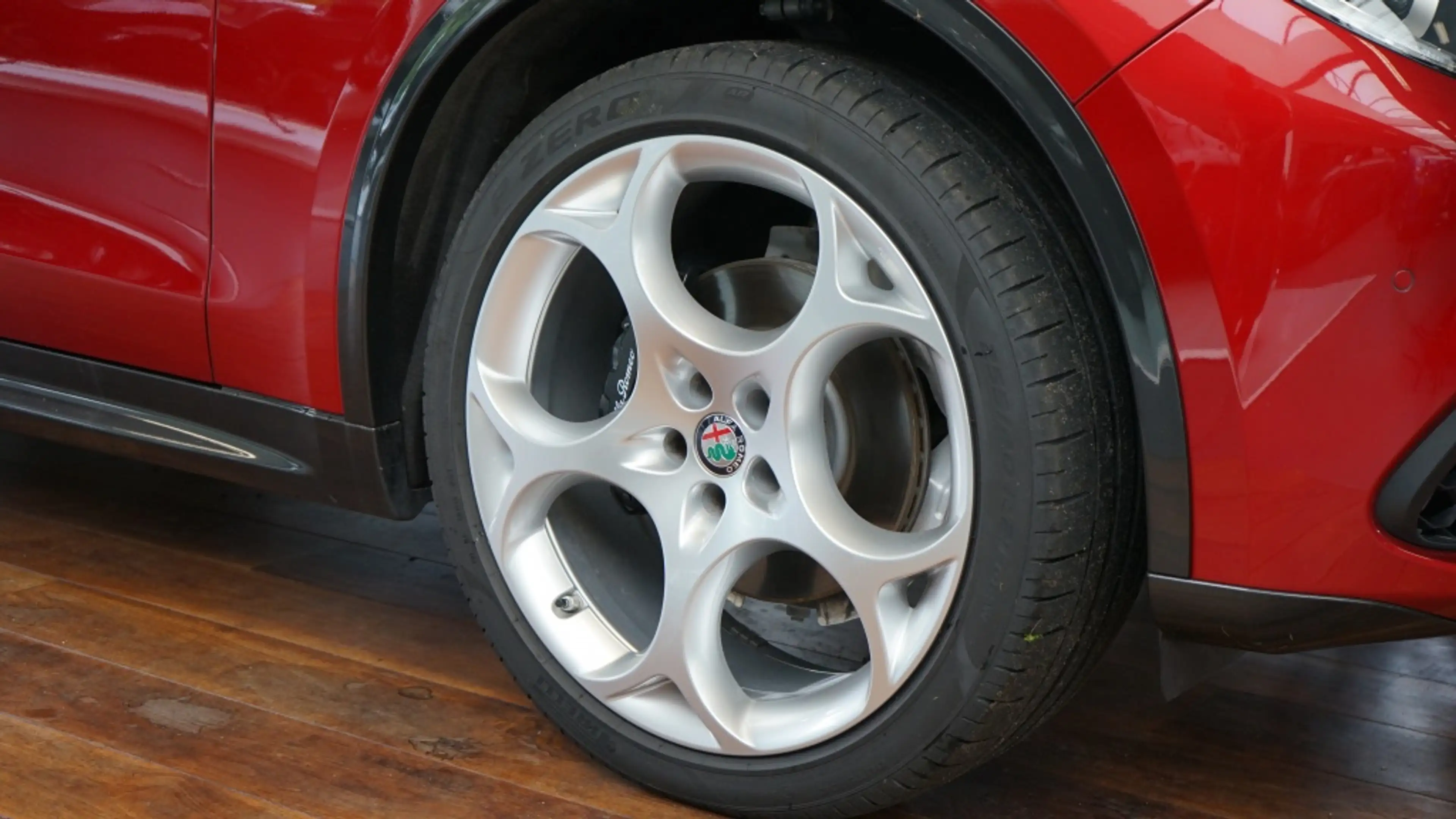 Alfa Romeo Stelvio 2.0 T AWD 6C Vd'Este | Speciale editie | 21 inch | — photo 6