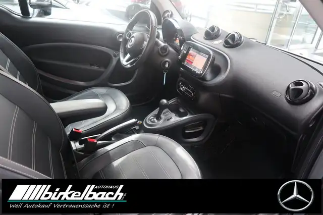 smart Fortwo view 10