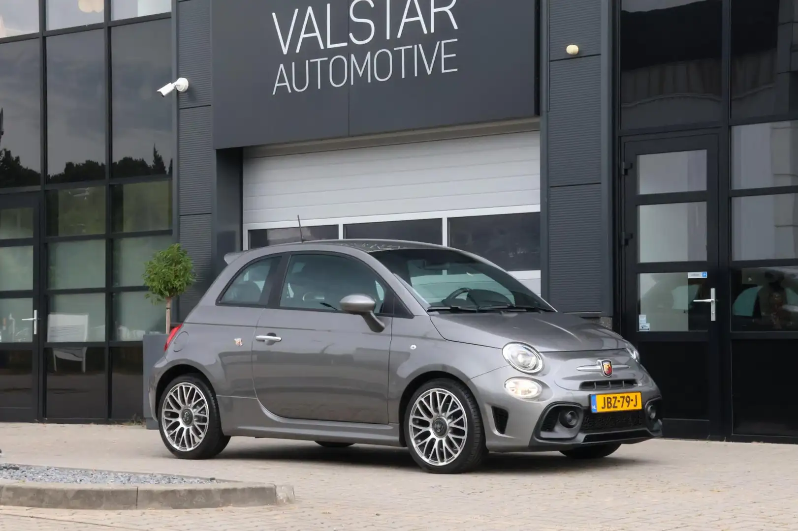 Fiat 500 Abarth 1.4 T-Jet Abarth 595 | GRIGIO | 145 PK | FACELIFT! Grijs - 1