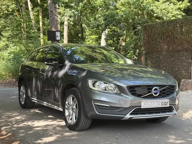 Volvo V60 Cross Country 2.0d 150cv BVM/ATTELAGE/GPS/A.C AUTO/CAPTEURS AR/