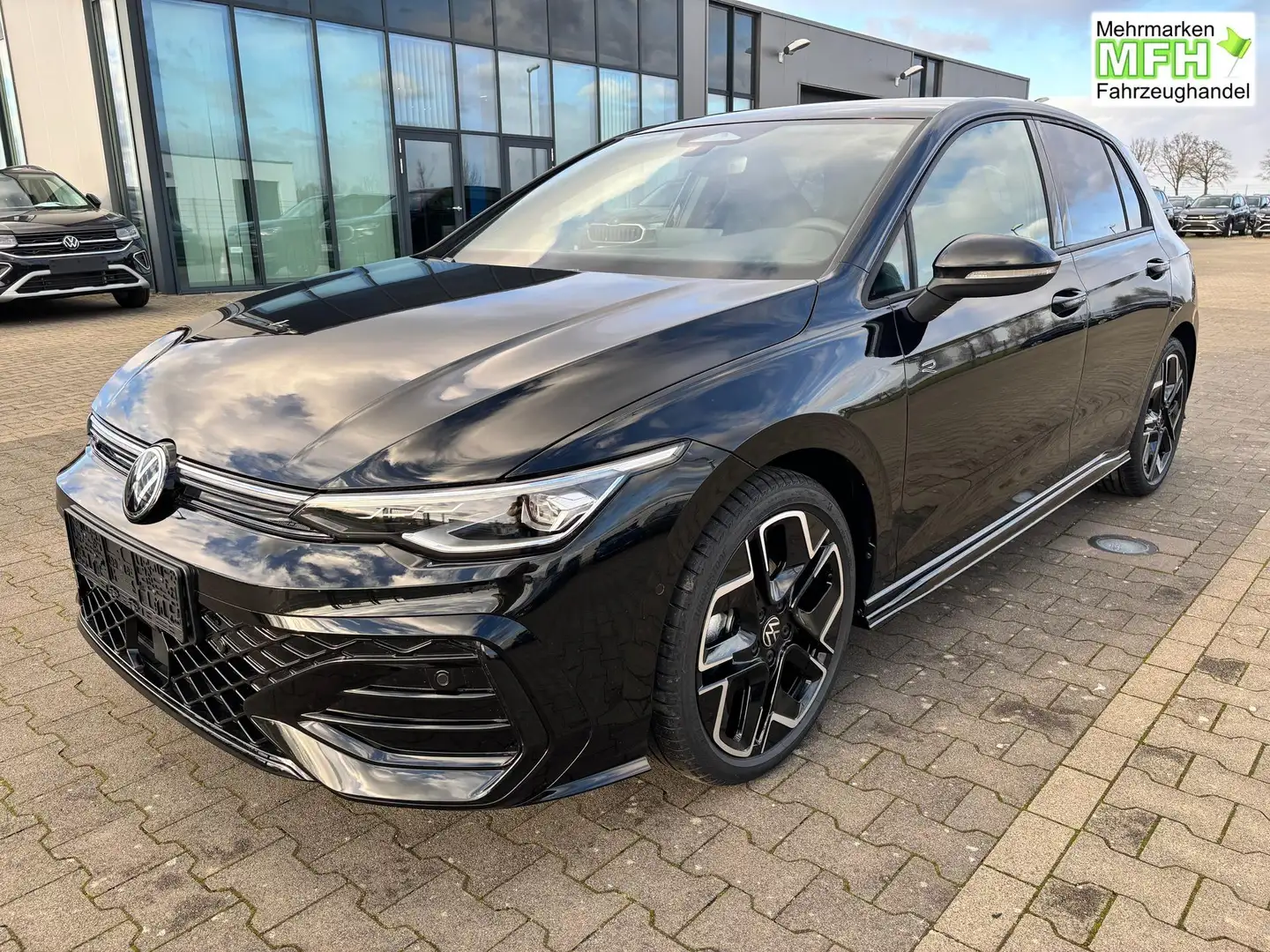 Volkswagen Golf R-Line Limited 1.5 eTSI (Mild-Hybrid) 115PS DSG... - 2