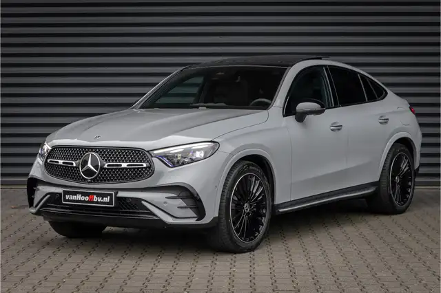 Mercedes-Benz GLC 300 Coupé 300de 4MATIC AMG Line Alpingrau - Luchtverin