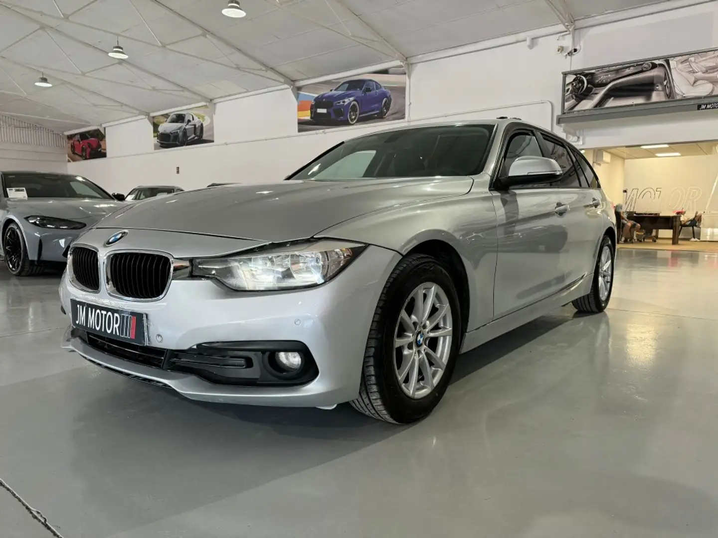 BMW 318 318d Touring Grigio - 2