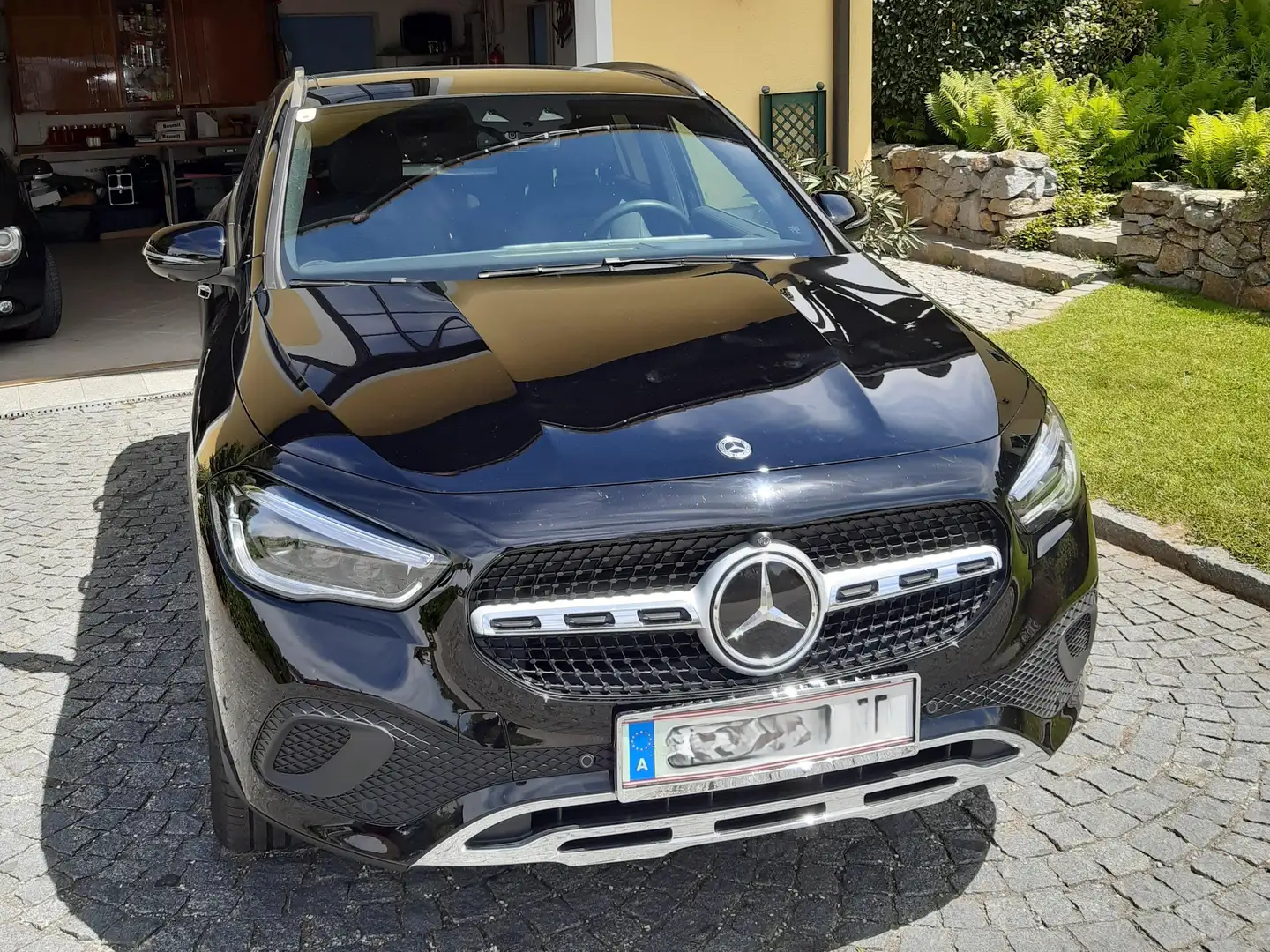 Mercedes-Benz GLA 250 GLA 250e PHEV Aut. Schwarz - 2