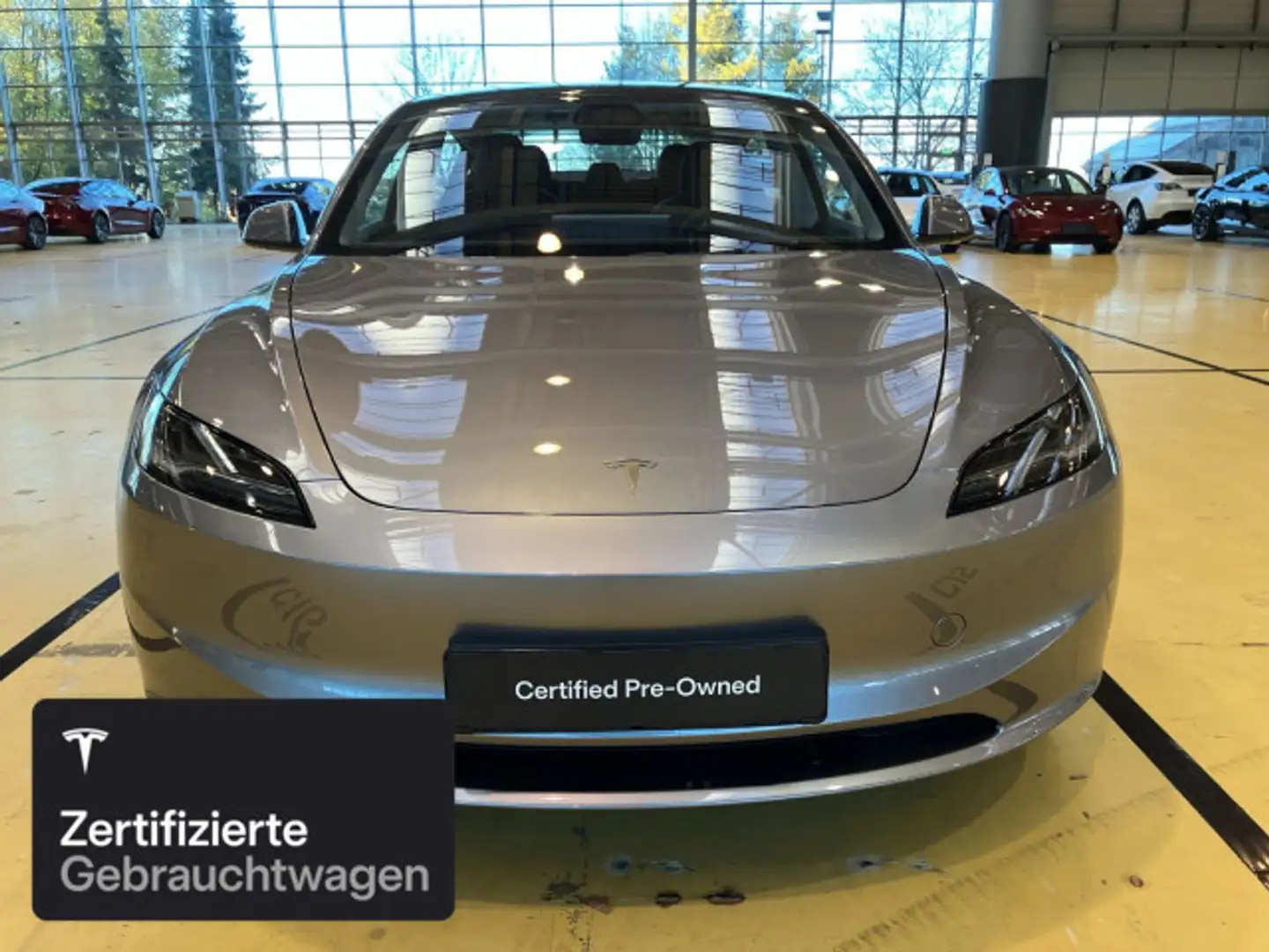 Tesla Model 3 Long Range AWD Zilver - 2