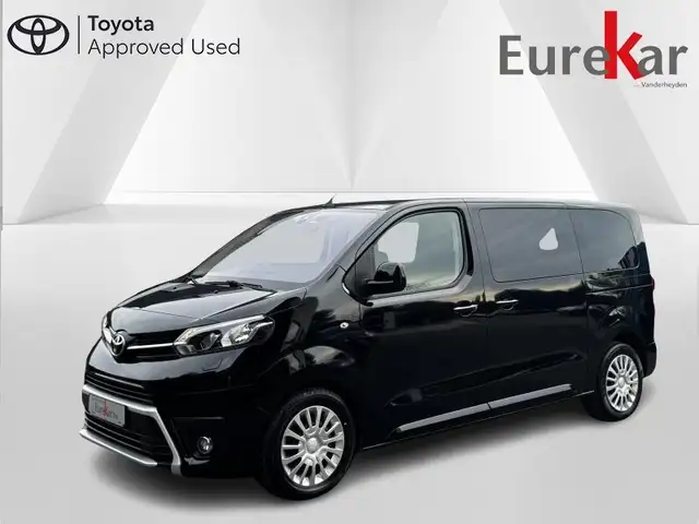 Toyota Verso MPV 8 PLACES