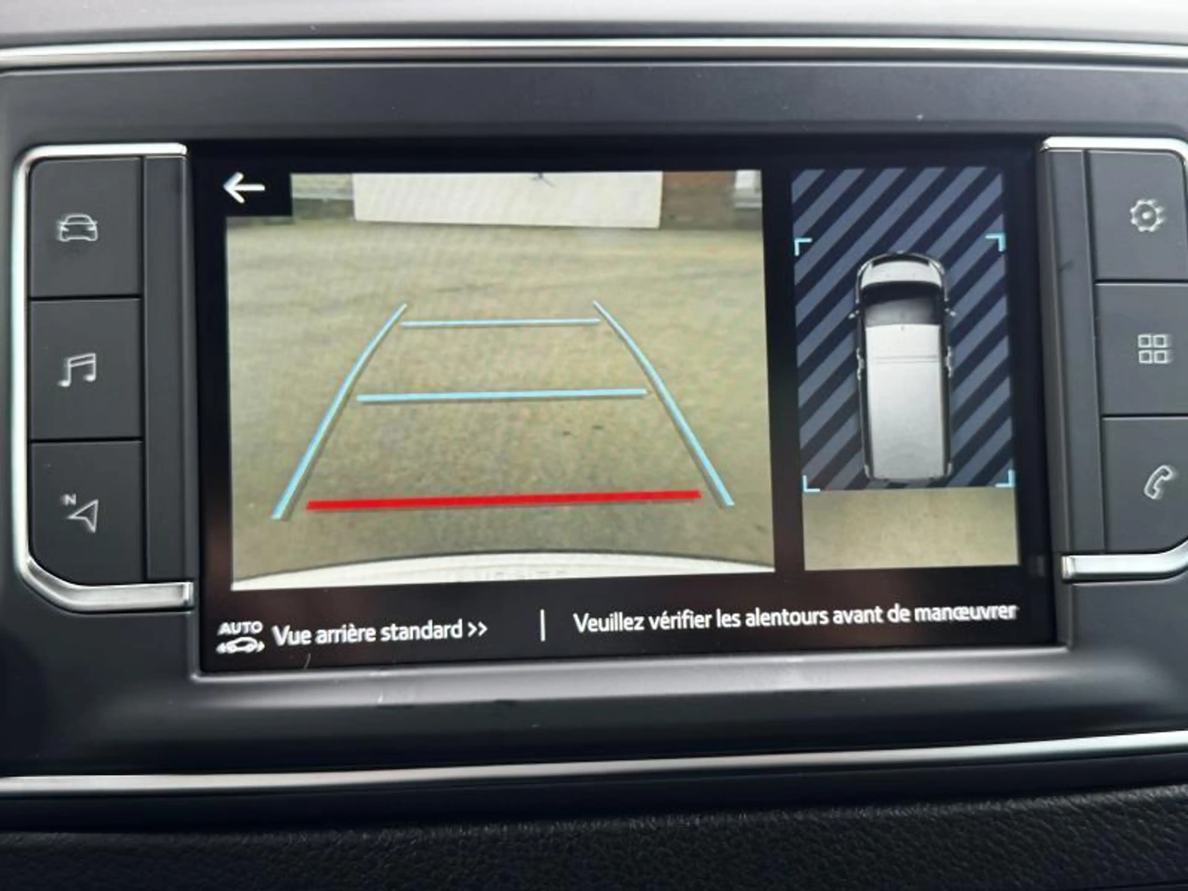 Toyota Verso MPV 8 PLACES — photo 11