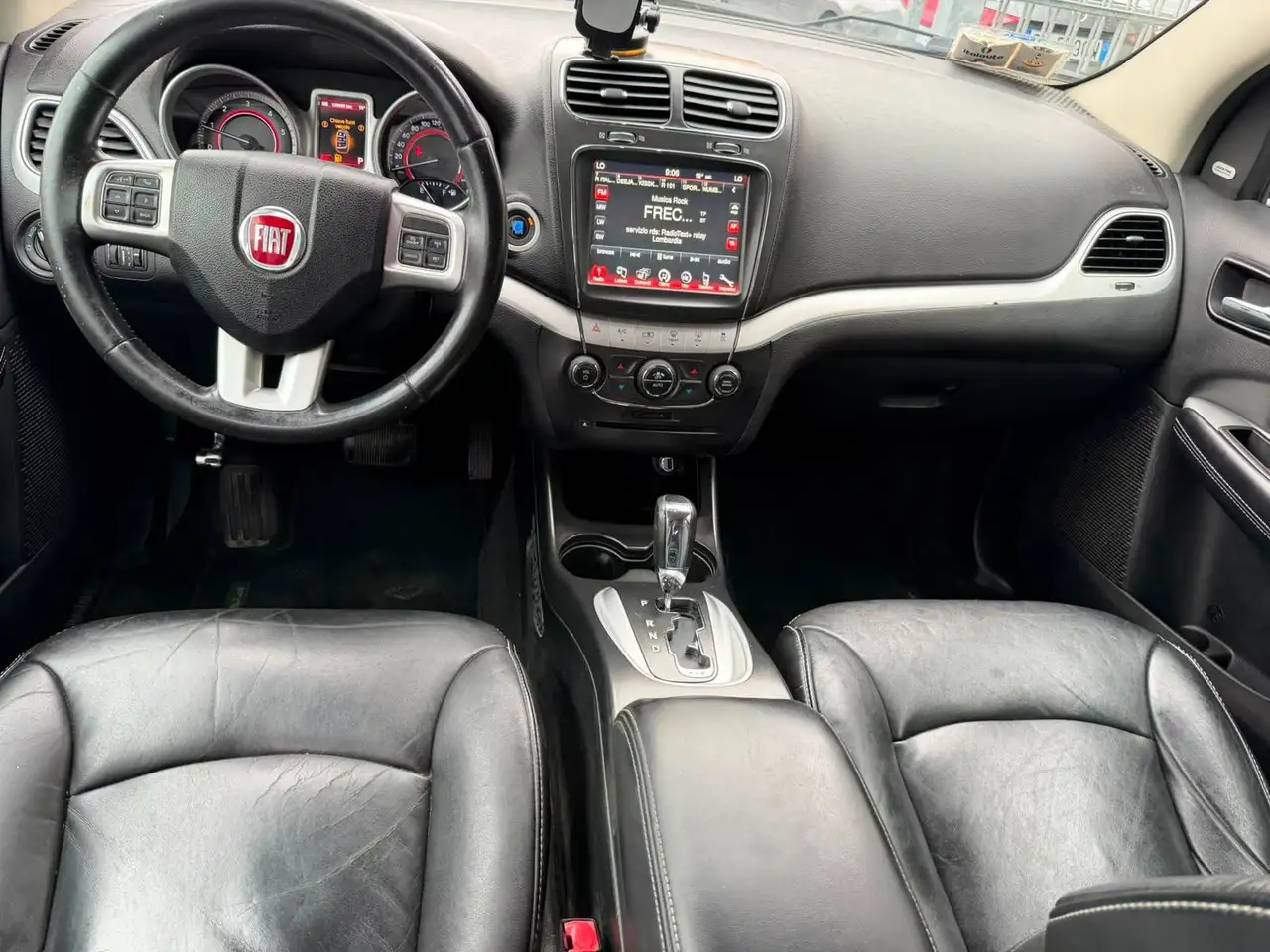 FIAT FREEMONT 2.0 MJT 16V 170ch 4X4 BVA 7 places Sièges chauffants cuir Caméra de recul