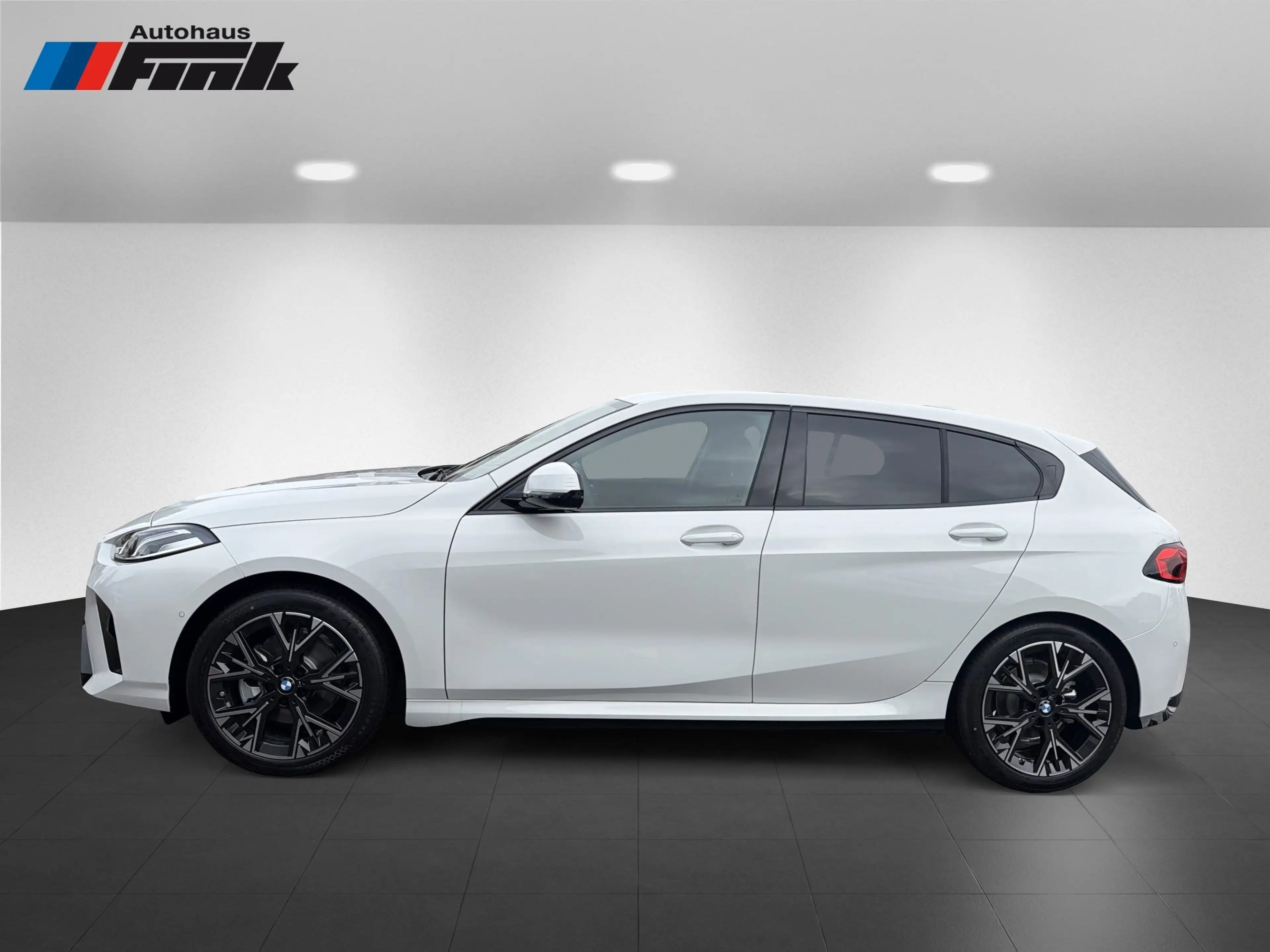 BMW 120 — photo 3