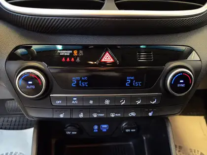 Annonce voiture d'occasion Hyundai TUCSON - CARADIZE