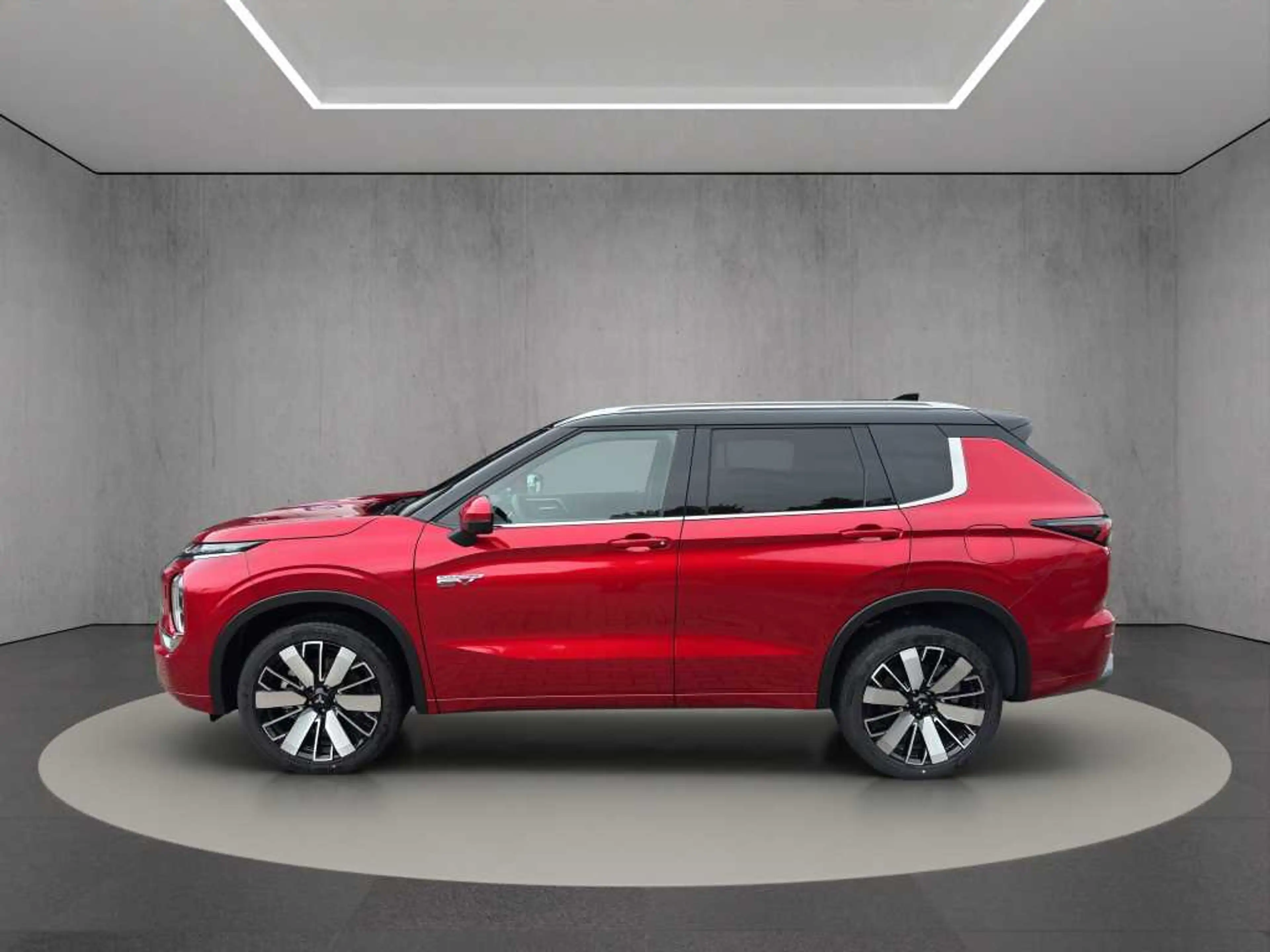 Mitsubishi Outlander 2.4L PHEV Diamant TOP 2Farb — photo 3