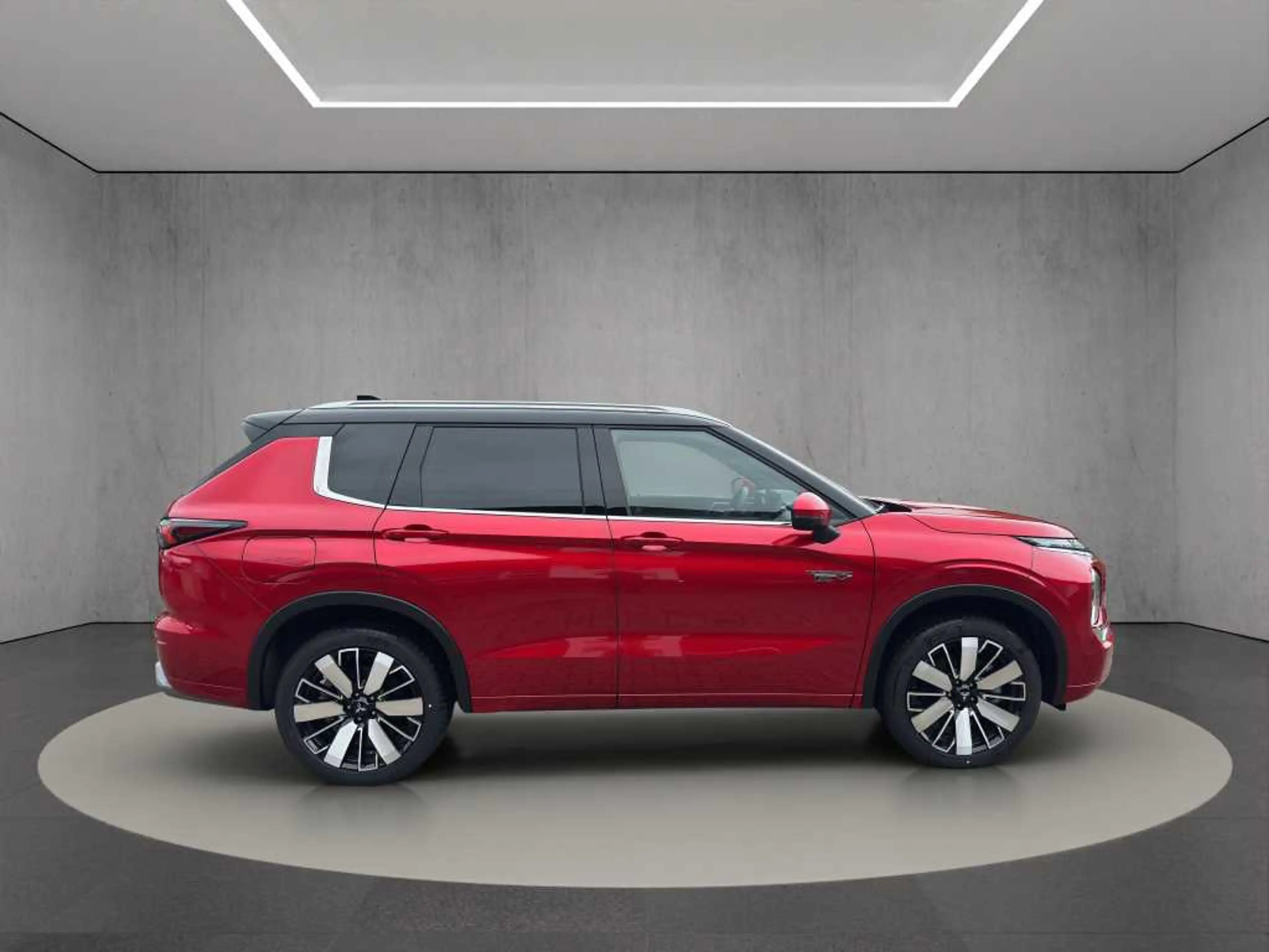 Mitsubishi Outlander 2.4L PHEV Diamant TOP 2Farb — photo 7