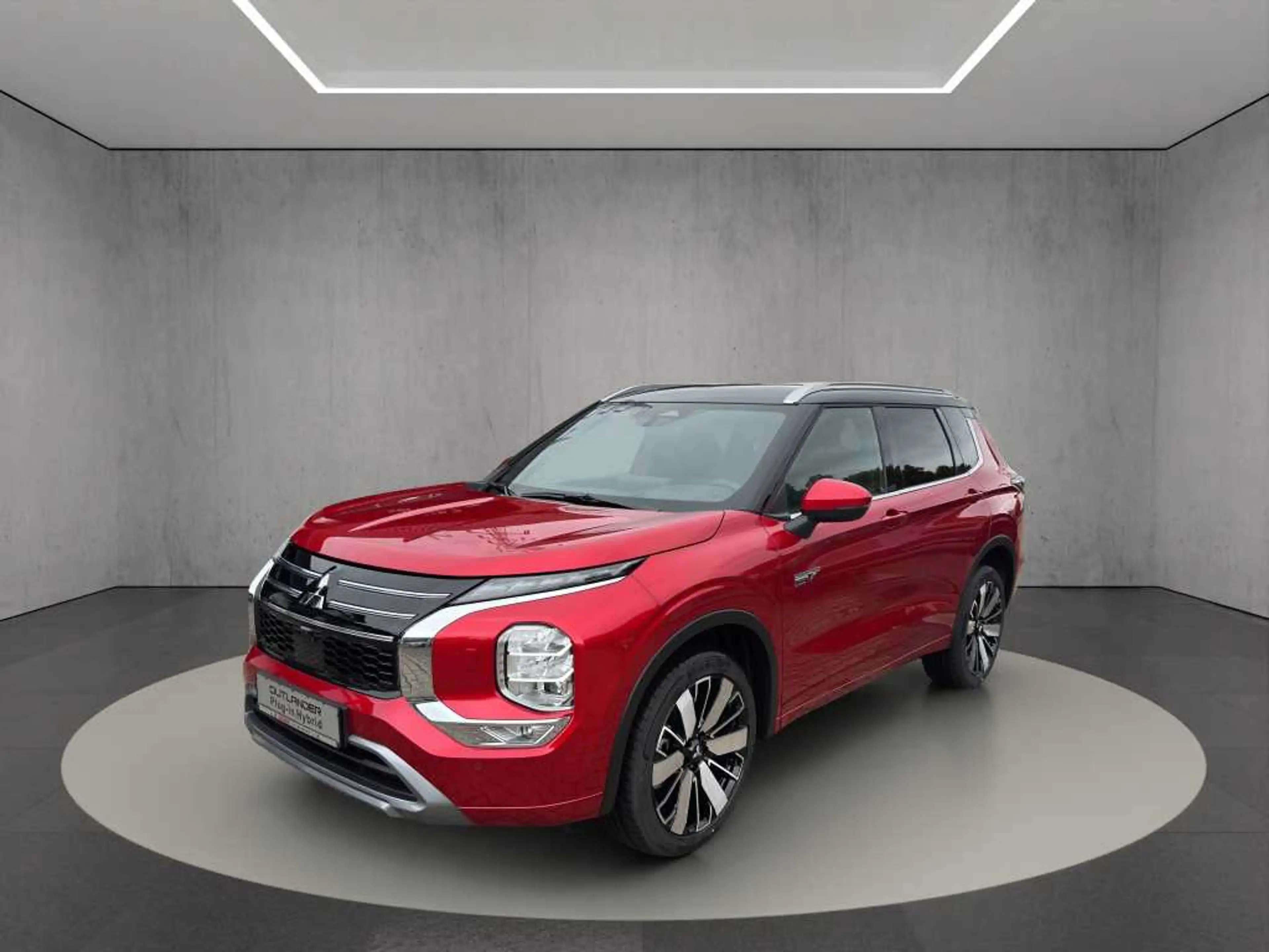 Mitsubishi Outlander 2.4L PHEV Diamant TOP 2Farb — photo 2