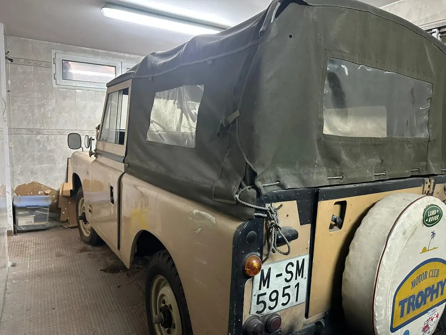Land Rover Series 88 Series II Beige - 2