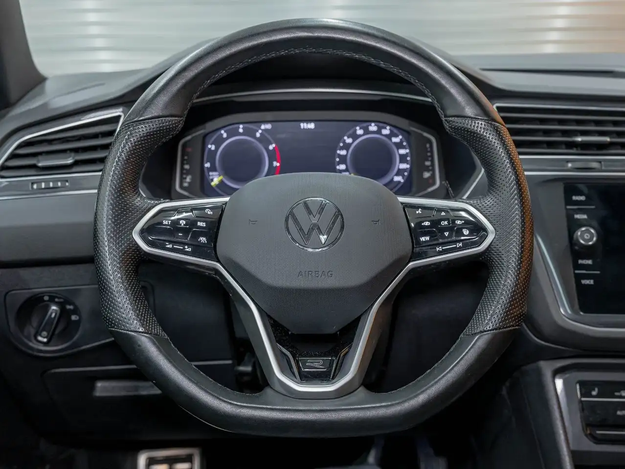 Volkswagen Tiguan снимка Volkswagen Tiguan