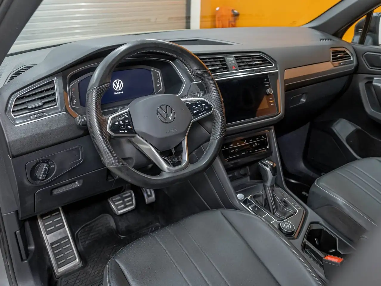 Volkswagen Tiguan снимка Volkswagen Tiguan