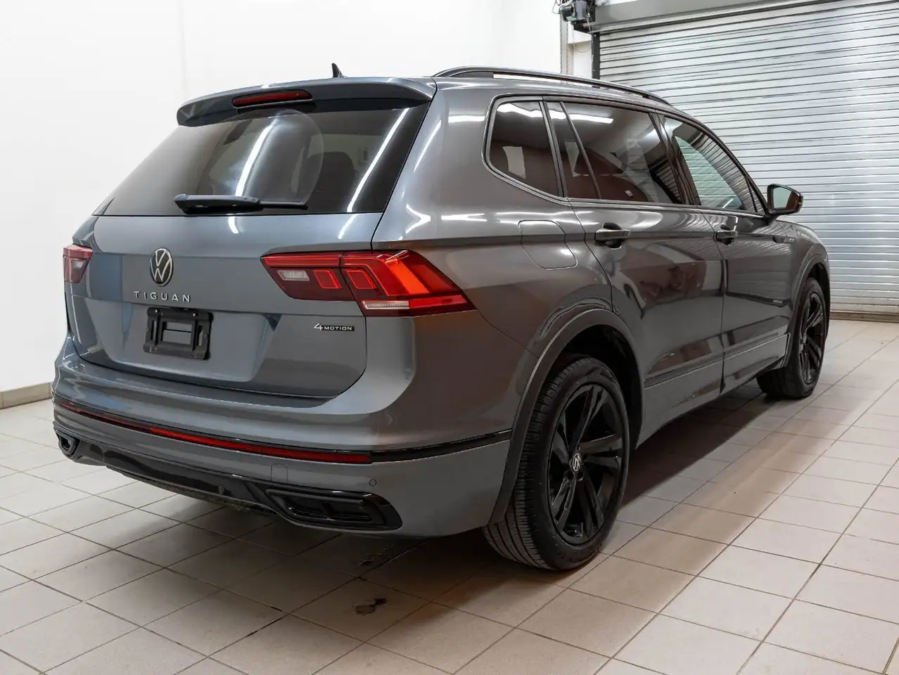 Volkswagen Tiguan снимка Volkswagen Tiguan