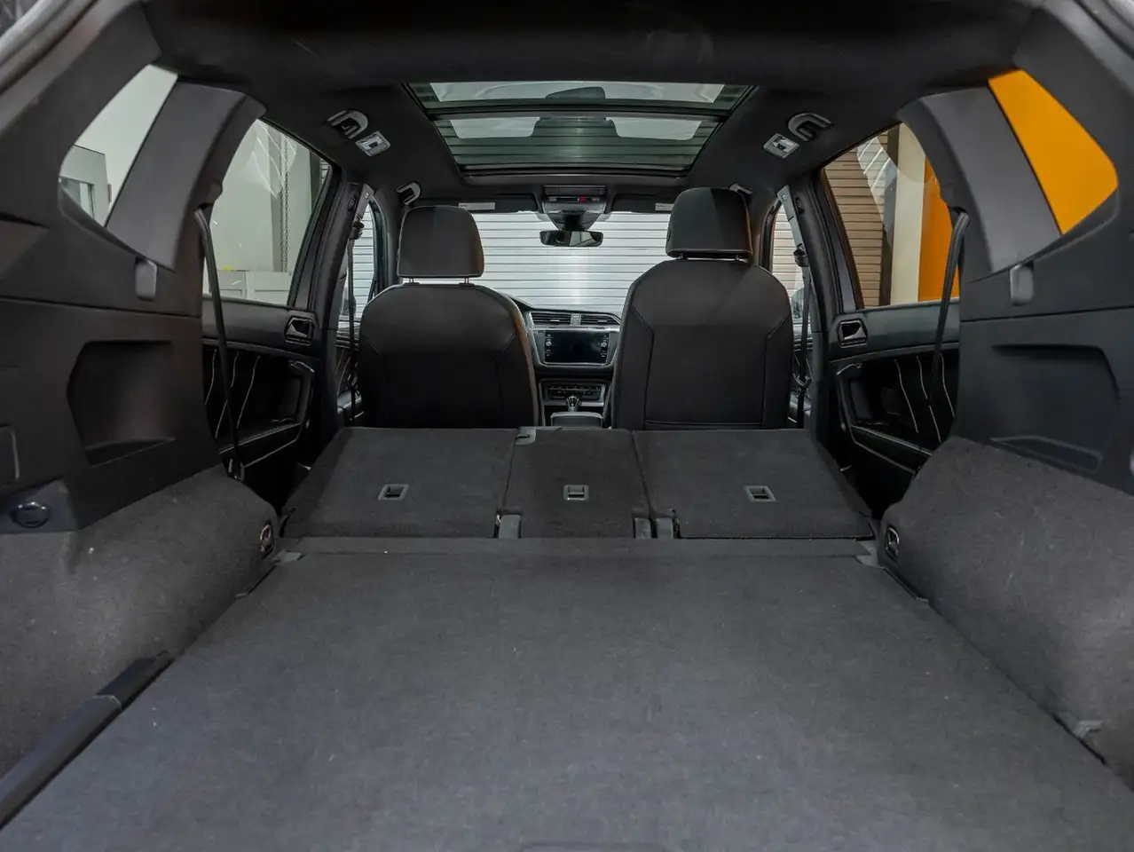 Volkswagen Tiguan снимка Volkswagen Tiguan