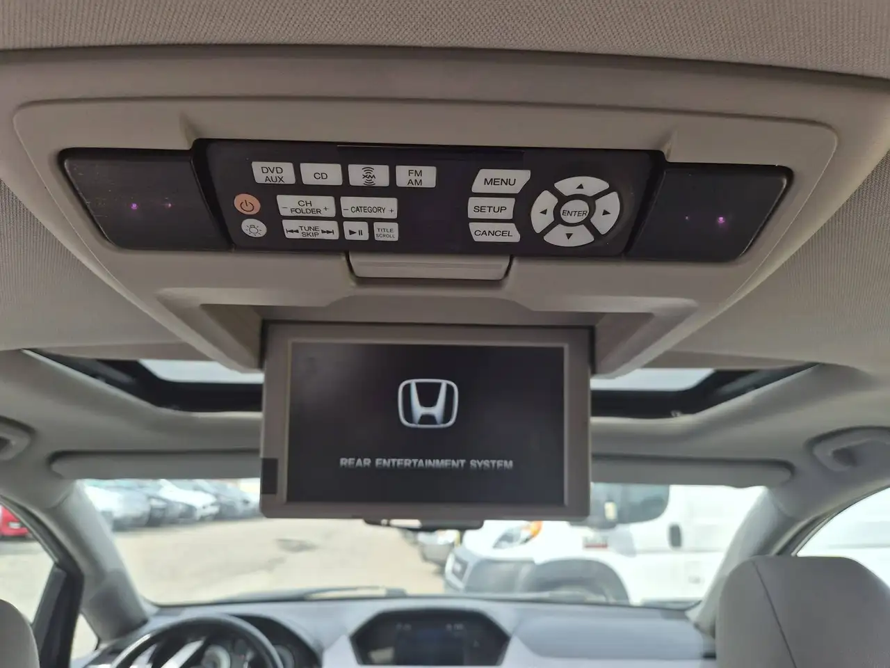 Honda Odyssey снимка Honda Odyssey