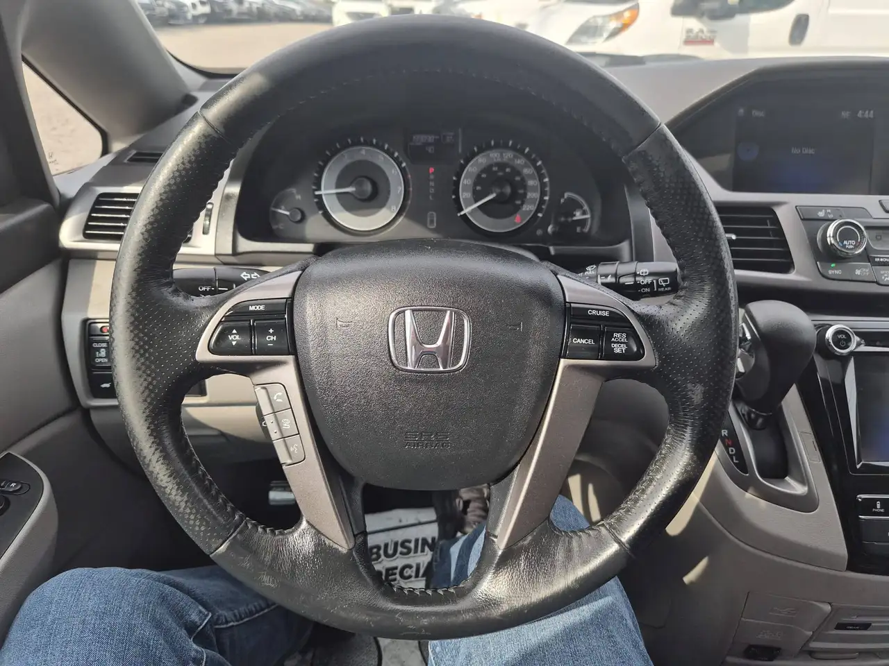 Honda Odyssey снимка Honda Odyssey