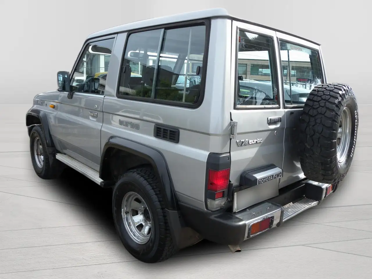 Toyota Land Cruiser II 2.4 turbodiesel SW LJ70 VX, foto 3